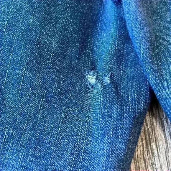 Maurices Womens Plus Size Cut Off Jeans Size 24 - Picture 9 of 10